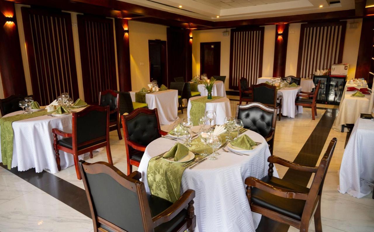 Madras Hotel And Apartments Kigali Esterno foto